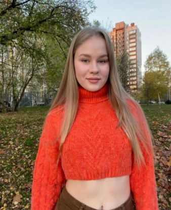 Я знаю, как доставить удовольствие и удовлетворение каждому мужчине, который обращается ко мне. В компании со мной, ты окунешься в мир страсти и наслаждений. Я мастерски владею различными техниками и готова исполнить самые скрытые желания. Я уверена, что ты останешься доволен нашими встречами. Живу в Москве и готова приехать к тебе или принять тебя у себя. Посмотри мои фото, и они убедят тебя во мне. Обещаю, что ты не пожалеешь о своем выборе. Жду твоего звонка 🌹😏💋 3646, 19 лет